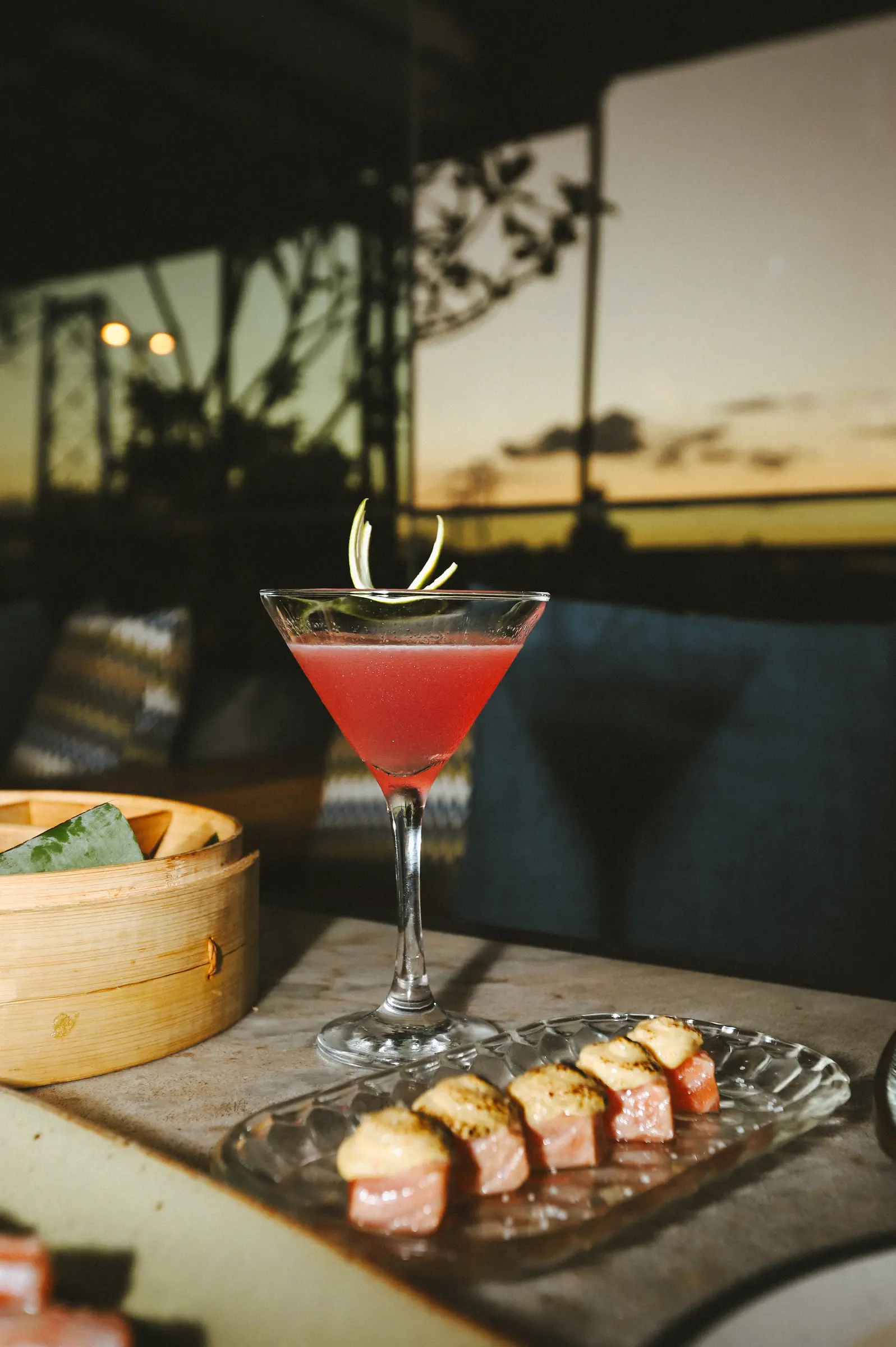 Ambiente de Noma Sushi — Rooftop / Centro